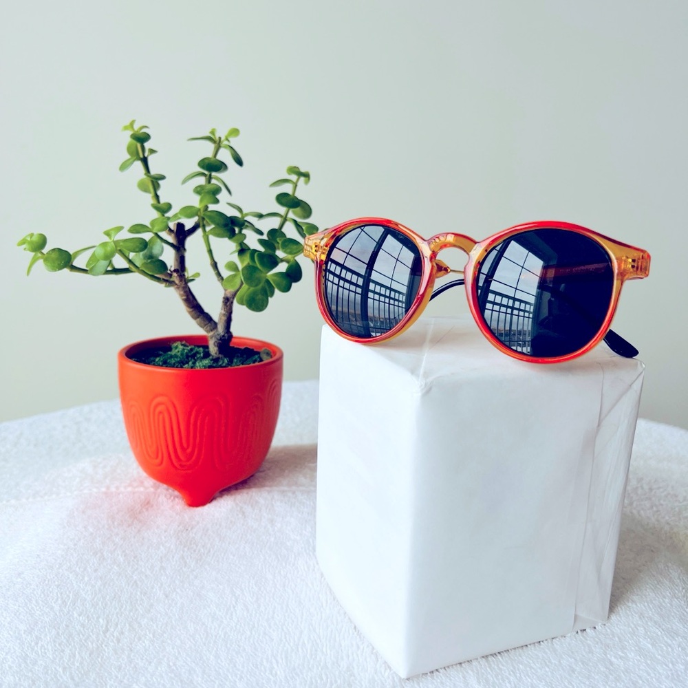 Men’s / Unisex Sunglasses UK Red and Amber Sunglasses Duo - Picture 3 of 12